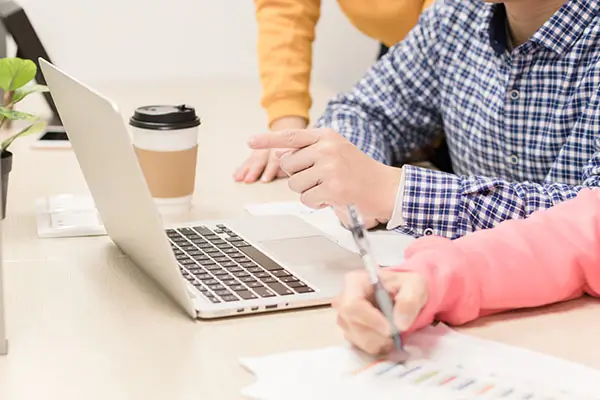 老挝那边到法国旅游的10日旅游攻略