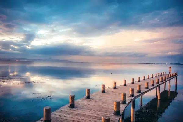 多米尼克那边到法国旅游应该怎么安排行程