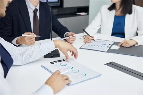 阿联酋那边到法国旅游应该怎么安排行程